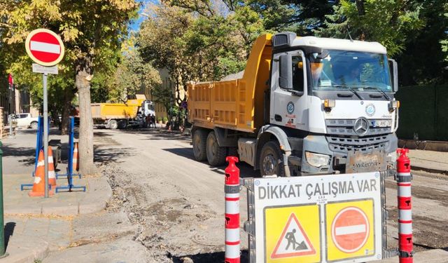 Eskişehir'de yol çalışmaları hız kesmiyor