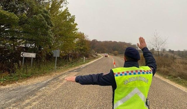 Bilecik'teki denetimlerde düzensiz göçmen yakalandı!