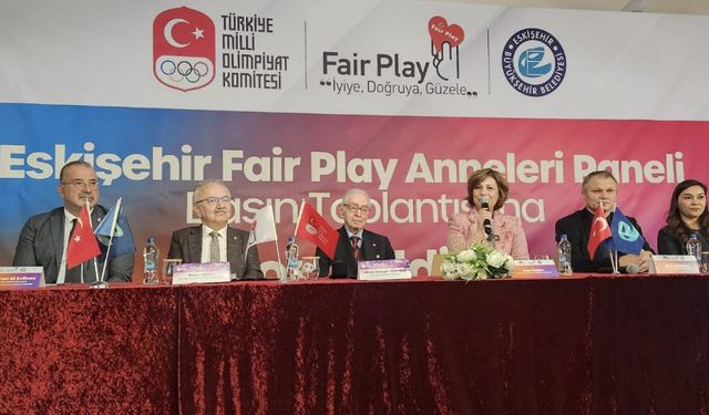 Başkan Ünlüce'ye yılın 'Fair Play Annesi' ödülü!