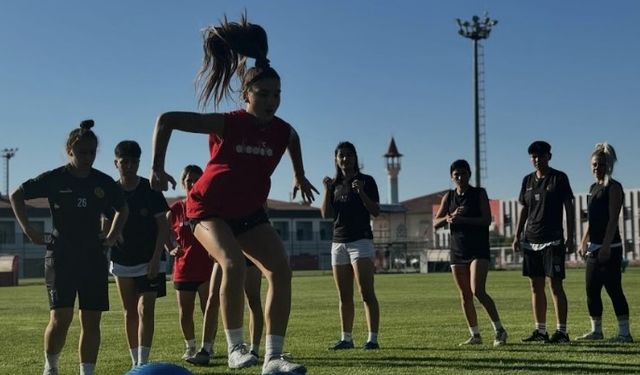 Eskişehirspor Kadın Futbol takımı yeni sezona hazır!