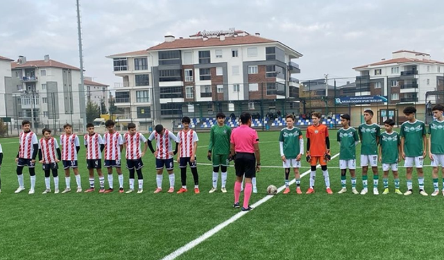 Çelikorduspor ilki yaşadı