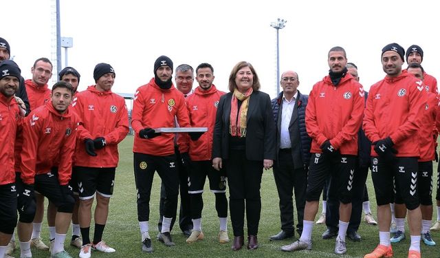 Başkan Konakçı’dan Eskişehirspor’a destek ziyareti!