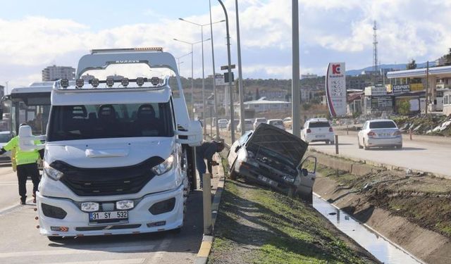 Feci kaza: 5 kişi yaralandı!