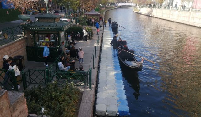 Eskişehir'de hafta sonu kuyruk oluştu: Turist akını!