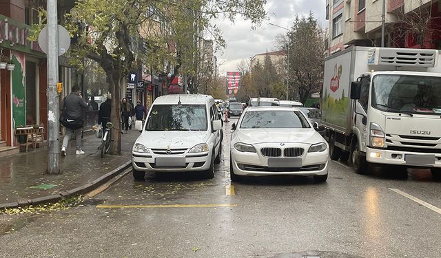 Eskişehir'i kilitleyen bu görüntüye kim dur diyecek?