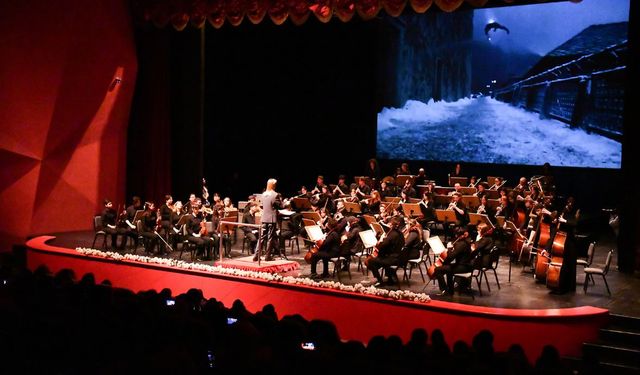 Tepebaşı'nın genç müzisyenleri, film müzikleriyle büyüledi