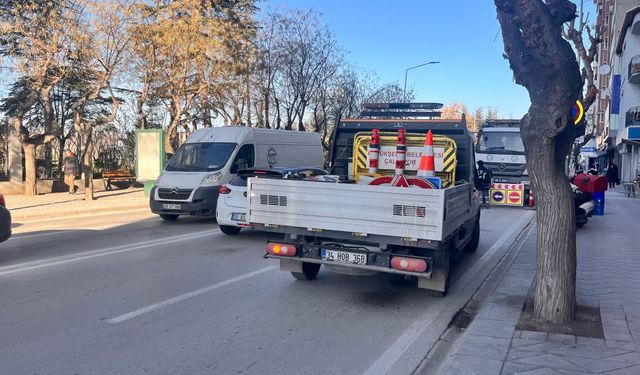 Eskişehir'deki yol çalışması trafiği aksattı