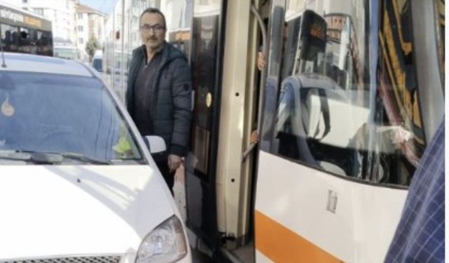 Eskişehir'de tramvay seferleri  aksadı!