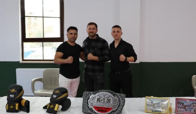 Bilecik'in Kickboks yıldızlarından önemli imza