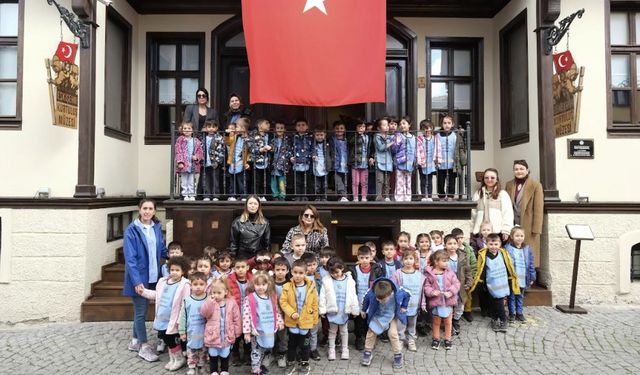 Eskişehirli çocuklar, Kurtuluş Müzesi'nde tarihe yolculuk yaptı