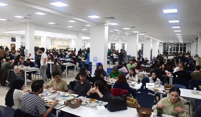 Anadolu Üniversitesi Rektörü öğrencilerle iftar sofrasında buluşuyor