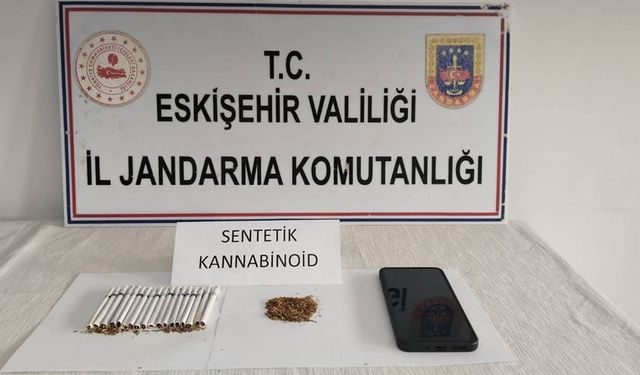 Eskişehir'de yasaklı madde satışı yapan şüpheli yakayı ele verdi