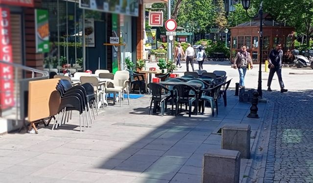 Eskişehir'in göbeğinde pes dedirten görüntü!