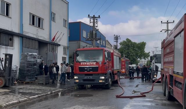 Bursa'da çalı sanayi Bölgesi'nde fabrika yangını!
