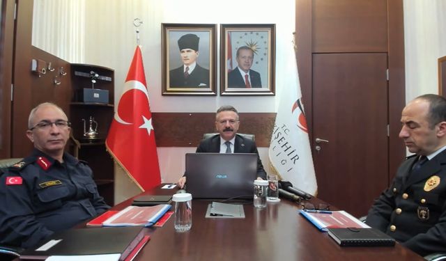 Vali Aksoy'dan Eskişehirspor’un şampiyonluğunu kutladı