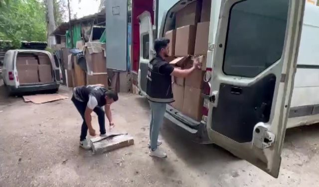 Adana’da milyonluk kaçak sigara baskını!