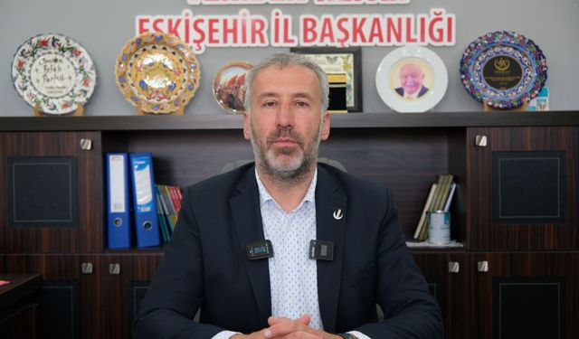 "Eskişehirsporumuzu bir an önce hak ettiği yerde görmek istiyoruz"