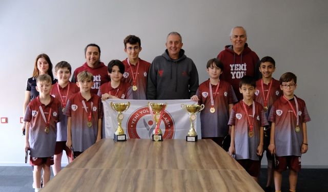 Yeni yol okulları tarihi başarıya imza attı!