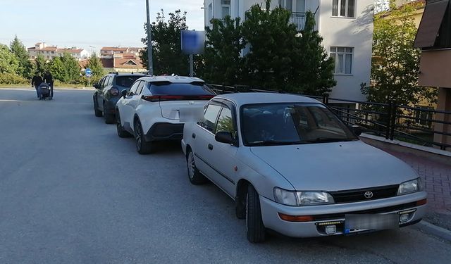 Eskişehir'de kural tanımıyorlar: Bu levhayı takan yok!