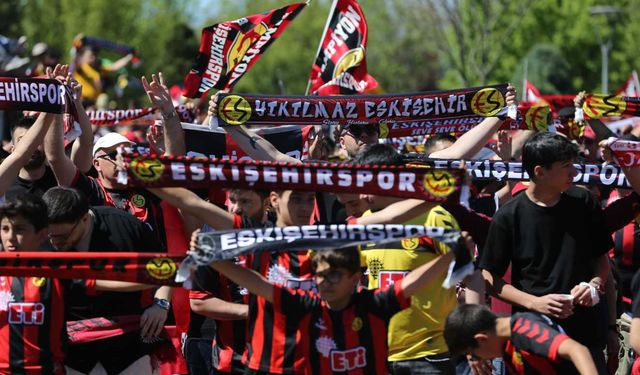 Eskişehirspor'a ve taraftara büyük armağan!