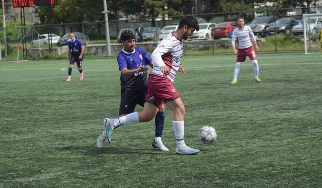 İzleyenler futbola doydu
