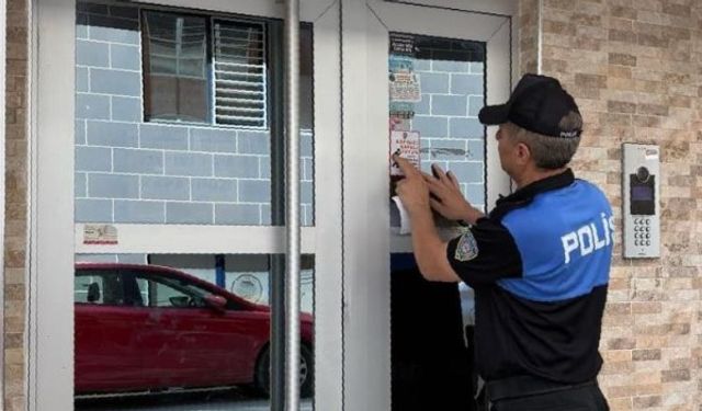 Eskişehir'de hırsızlara karşı kapılara tek tek astılar!