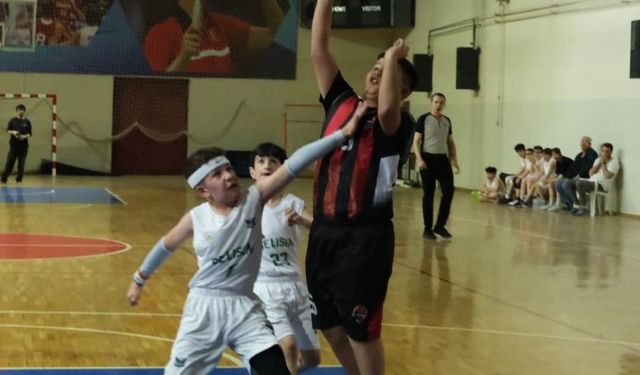 Potada gülen taraf Basketbol Gençlik oldu