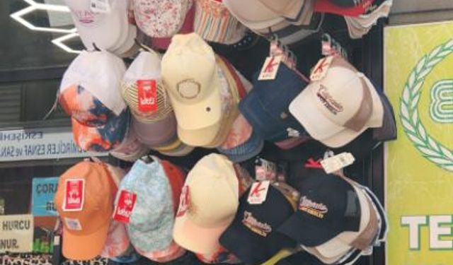 Yaz geldi, şapkalar vitrine çıktı