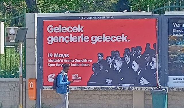 19 Mayıs öncesi afişler Eskişehir sokaklarında yerini aldı