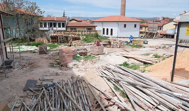 İYİ Parti'den Odunpazarı'na okul çağrısı