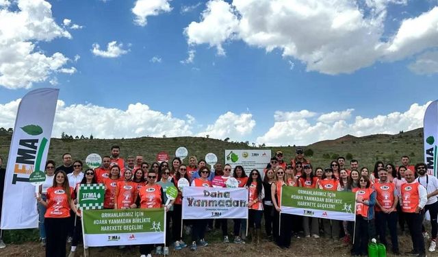 TEMA Eskişehir'de fidan dikim kampanyası düzenledi