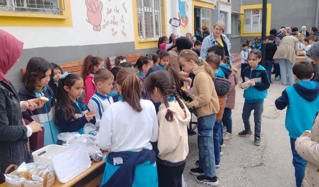 Eskişehir'de minik girişimcilerin etkinliği ilgi gördü!