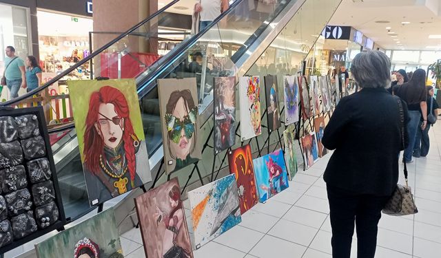 Eskişehirli öğrenciler eserleriyle göz doldurdu