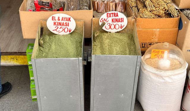 Kınaya zam geldi: Fiyat 300 liraya dayandı