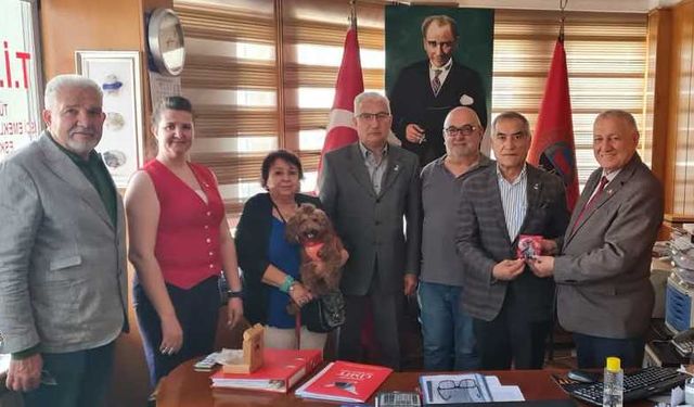 Eskişehirli emekliler sorunlarını Zafer Partisi'ne anlattı