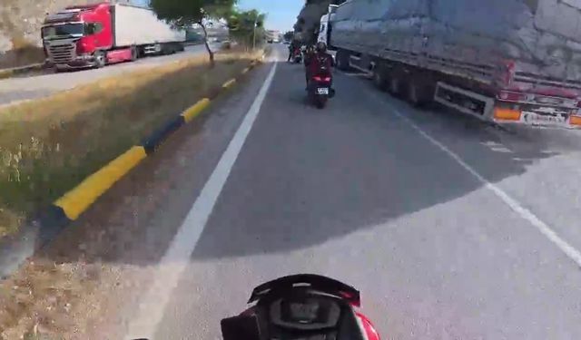 Korna çalarak uyardı, tır şoförü üzerine sürdü!