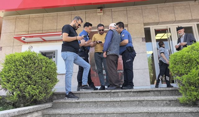 Telefon dolandırıcılarının elinden 100 bin TL kurtarıldı!