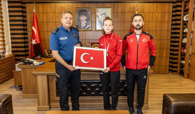Bilecik İl Emniyet Müdürü'nden başarılı sporcuya tebrik!