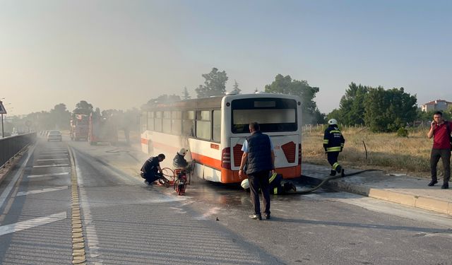 Eskişehir'de otobüs körüğü patladı, yangın çıktı!