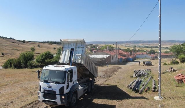 İnönü'de yol iyileştirme çalışmaları sürüyor