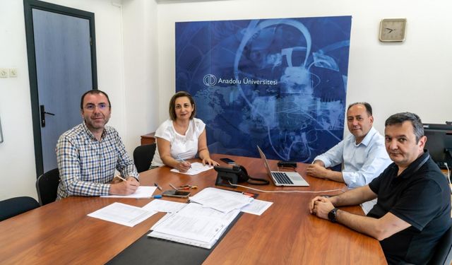 Anadolu Üniversitesi sınavları yapay zekâya emanet edecek!