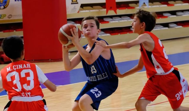 İlk finalist Anadolu Kolej oldu