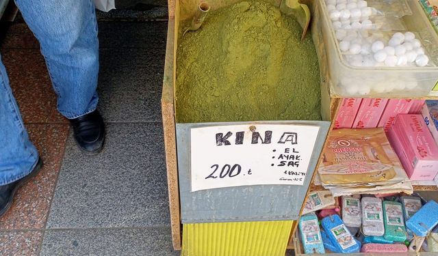 Eskişehir'de kına tezgahı ilgi görüyor