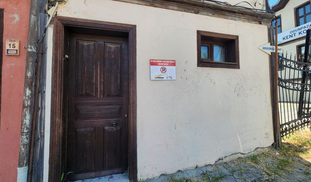 Eskişehir'de olmadık yer otoparka döndü: Çareyi onda buldular