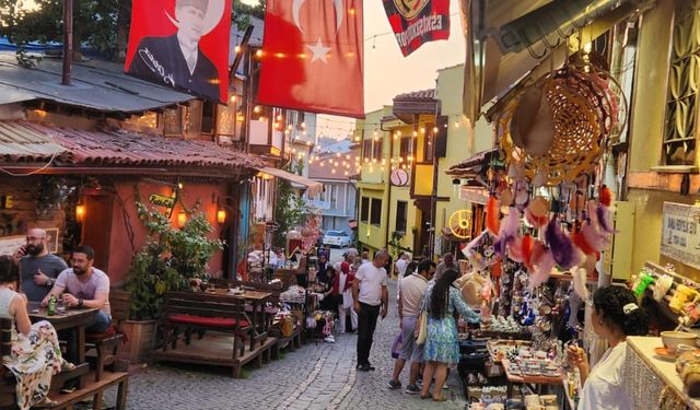 Eskişehir'de turistlerin gözde bölgesi her saat tıklım tıklım