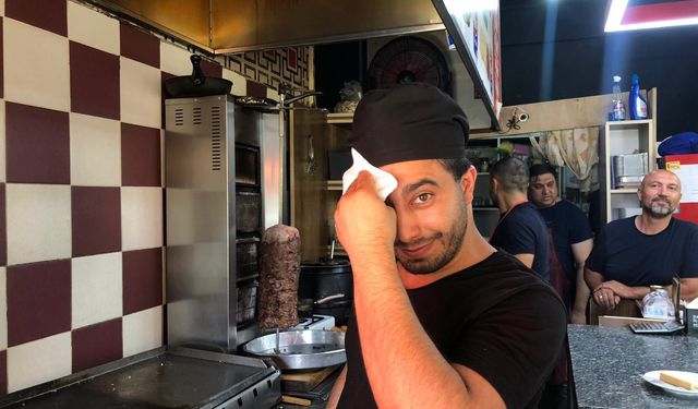 Eskişehir'de döner ustaları 90 derece sıcakla mücadele ediyor