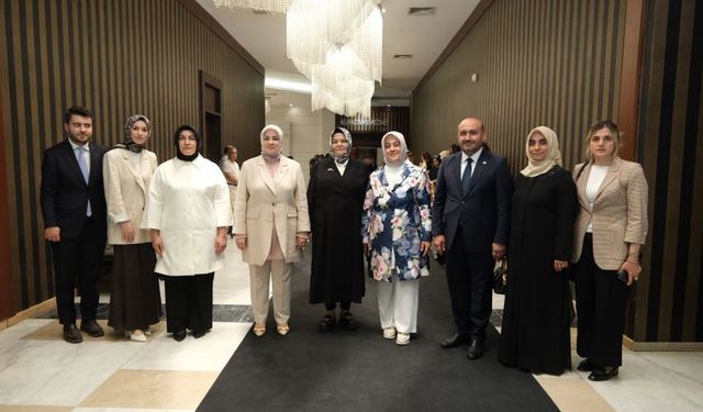 "Kadınlarımızla gurur duyuyoruz"