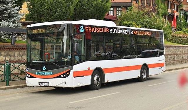 Eskişehir'de yanlış durakta inme derdi son buldu