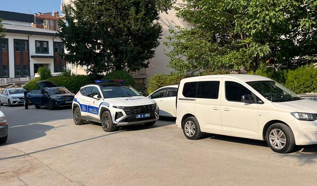 Eskişehir'de alacak kavgası kanlı bitti: Eşinin kardeşini silahla vurdu!