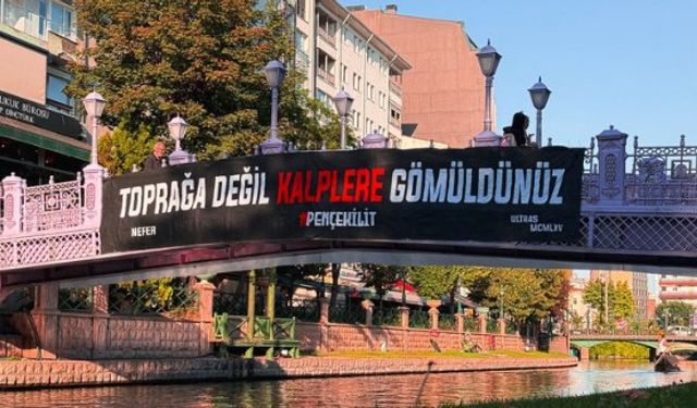 Eskişehirspor taraftarından duygulandıran pankart!